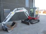 Mini-pelle d’occasion Takeuchi TB235 (2008) – 3,5T – Moteur Yanmar 21,3 kw