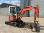 Kubota U27-4 (2018) – Mini Pelle 2,7T avec Attache Hydraulique Rotative